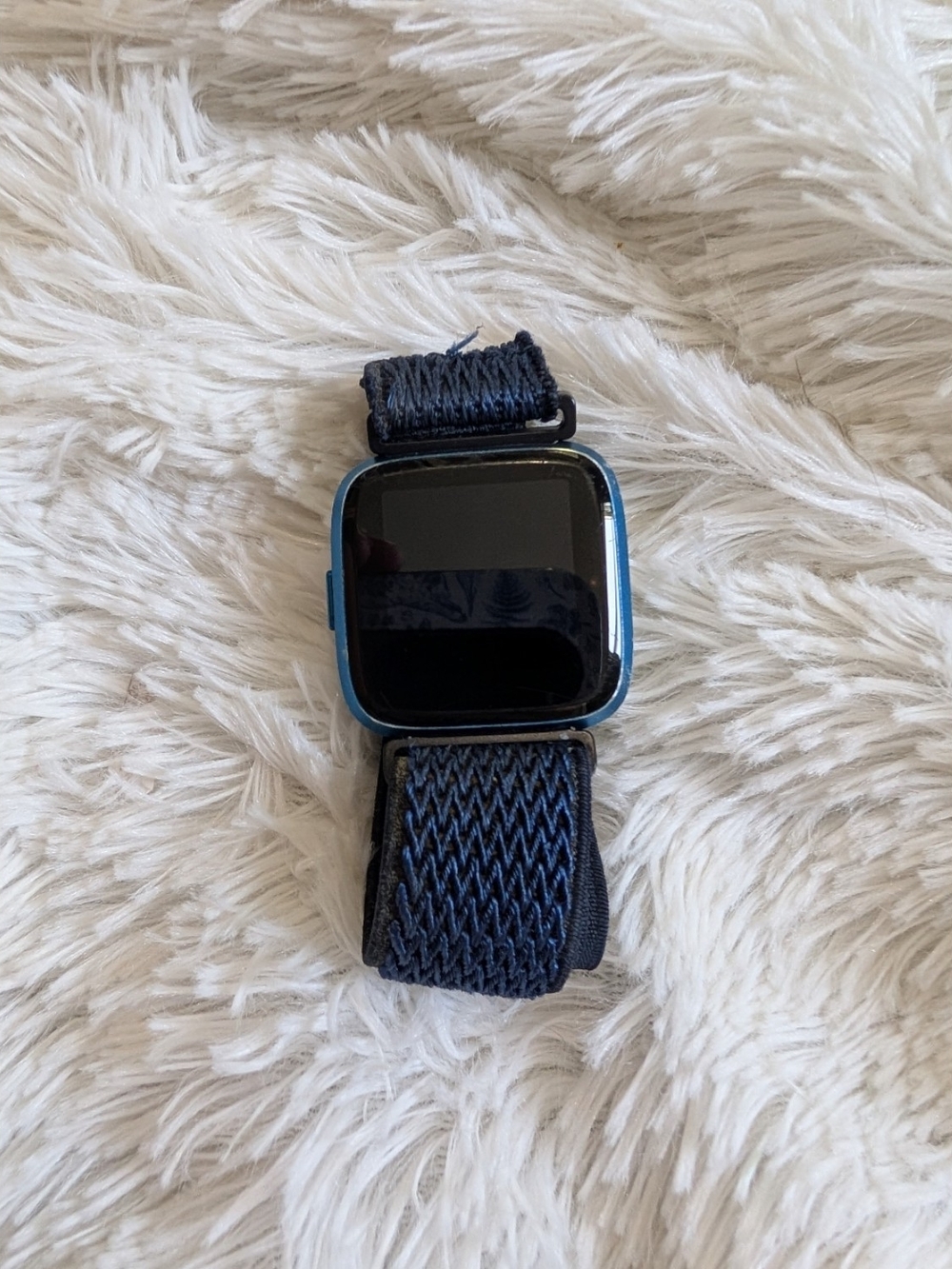 Fitbit Versa Lite Edition Blue With Stretchy Adjustable Band